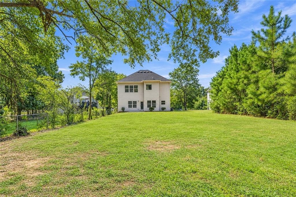 4 bedroom, 3 bathroom, 2,691 sq ft single family residence for sale at 480 S Gordon Road, Mableton, GA 30126 — photo 3