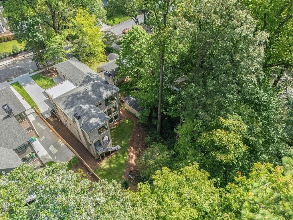 6 bedroom, 9 bathroom, 5,736 sq ft single family residence for sale at 1332 Wayne Avenue, Atlanta, GA 30306 — photo 2
