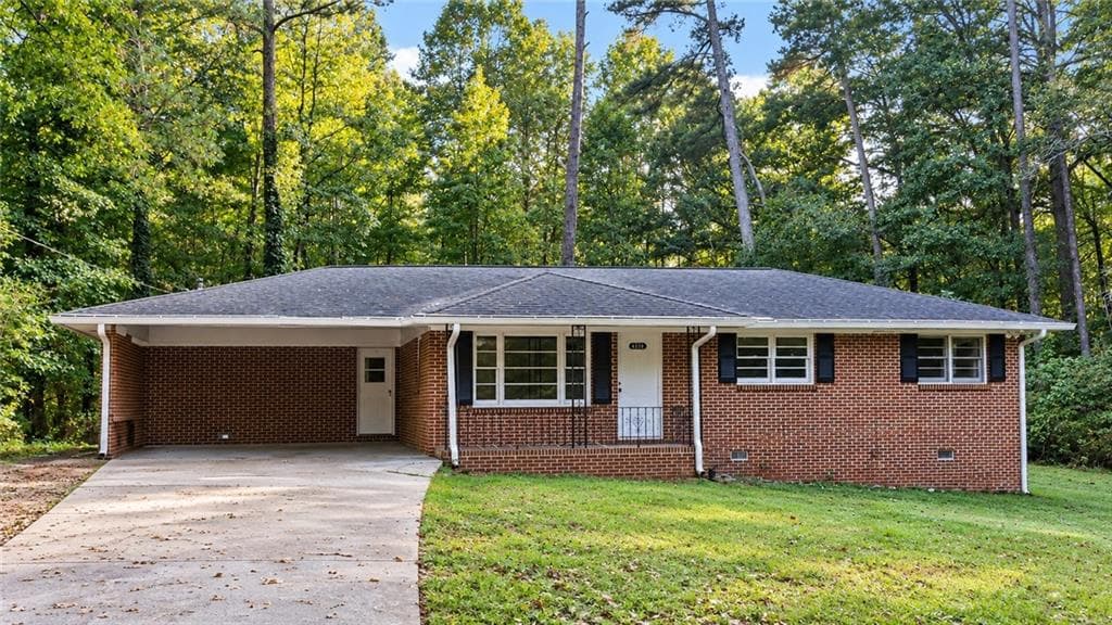 3 bedroom, 2 bathroom, 1,196 sq ft home for sale at 3831 Braswell Circle, Austell, GA