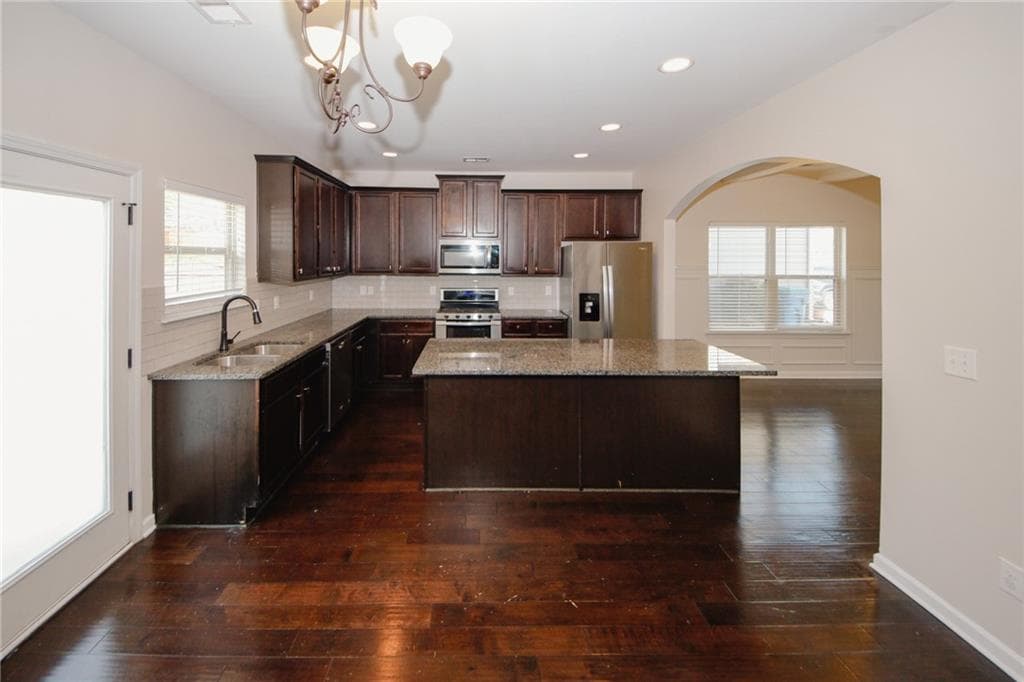 5 bedroom, 3 bathroom, 3,150 sq ft single family residence for sale at 6237 Old Kingston Drive, Atlanta, GA 30331 — photo 9