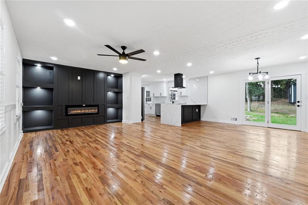 5 bedroom, 3 bathroom, 2,584 sq ft single family residence for sale at 2738 Odum Street, Snellville, GA 30078 — photo 6