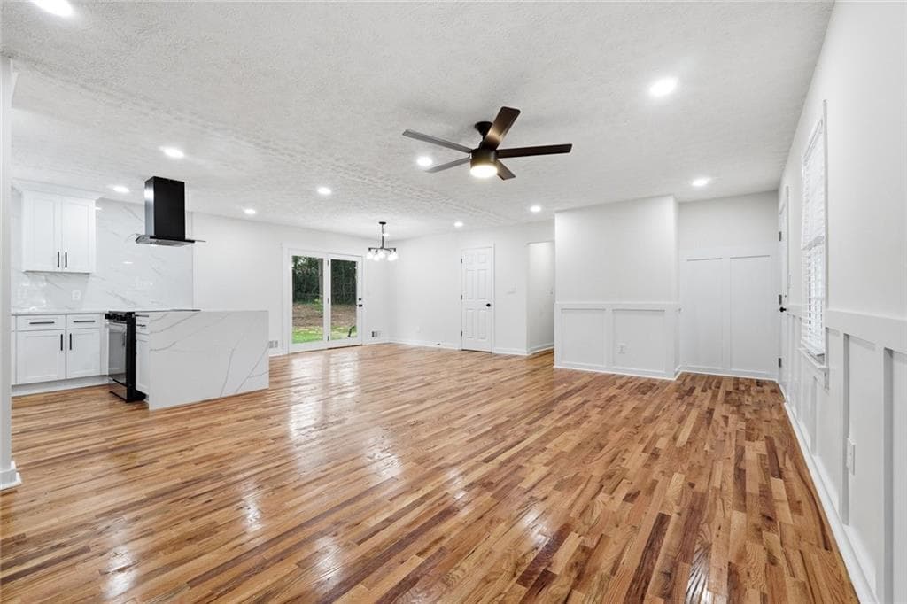 5 bedroom, 3 bathroom, 2,584 sq ft single family residence for sale at 2738 Odum Street, Snellville, GA 30078 — photo 8