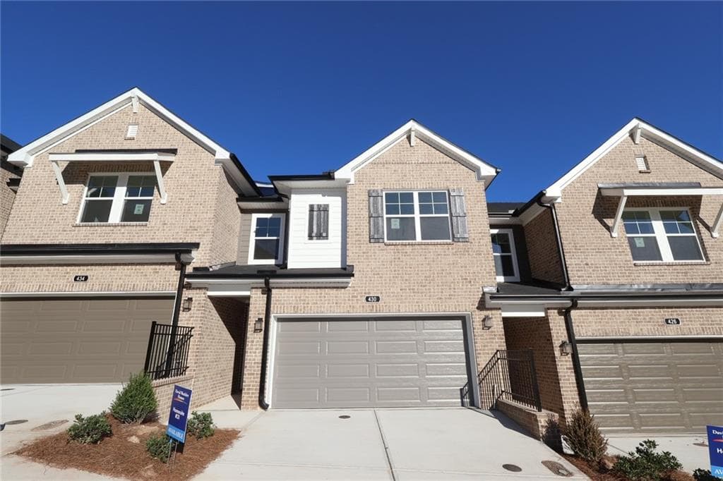 3 bedroom, 3 bathroom, 1,910 sq ft townhouse for sale at 430 Laurelwood Lane, Canton, GA 30114