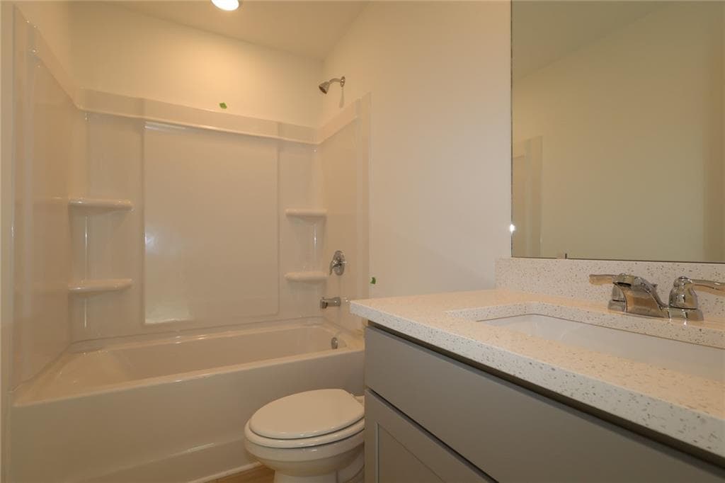 3 bedroom, 3 bathroom, 1,910 sq ft townhouse for sale at 430 Laurelwood Lane, Canton, GA 30114 — photo 7