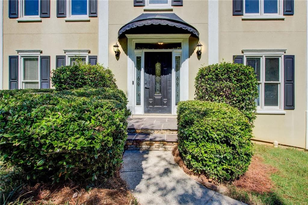 4 bedroom, 3 bathroom, 2,744 sq ft single family residence for sale at 109 Lansing Drive, Kennesaw, GA 30144 — photo 2
