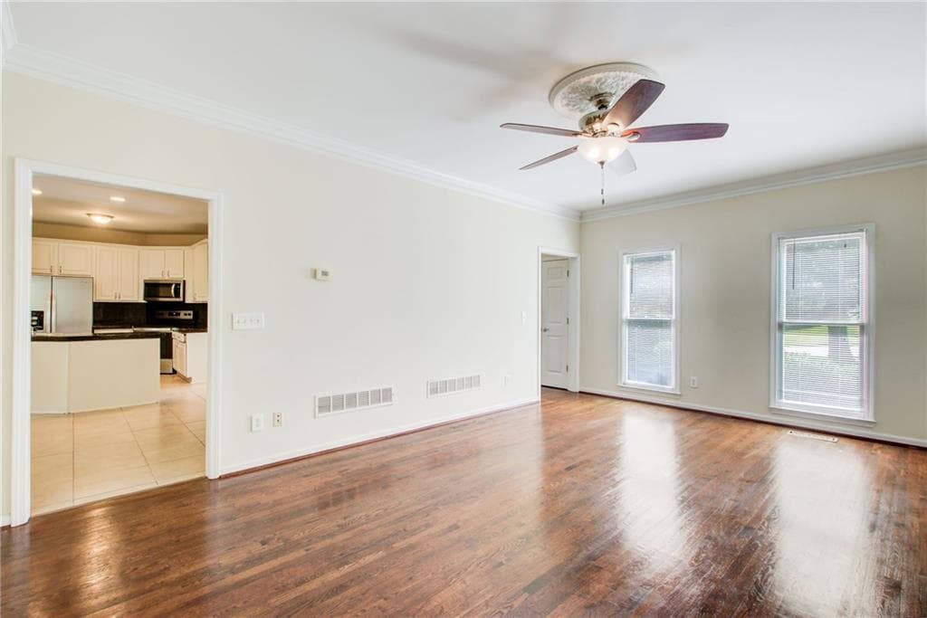 4 bedroom, 3 bathroom, 2,744 sq ft single family residence for sale at 109 Lansing Drive, Kennesaw, GA 30144 — photo 8