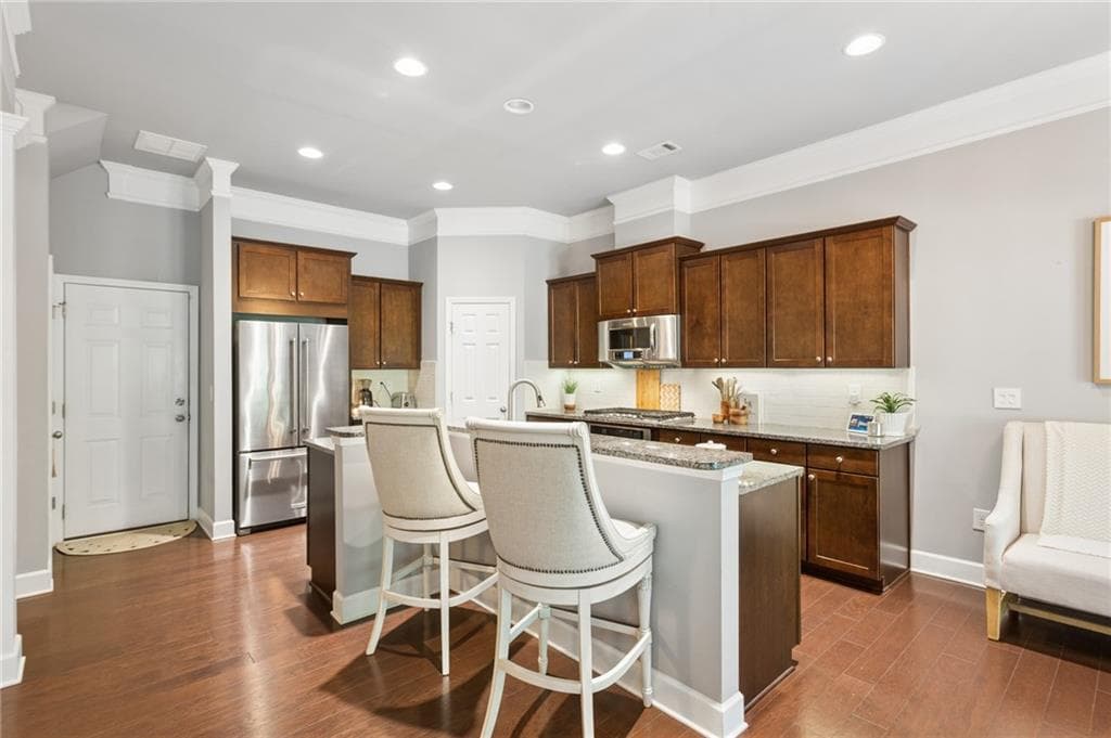 3 bedroom, 4 bathroom, 2,676 sq ft townhouse for sale at 2487 Norwood Drive, Smyrna, GA 30080 — photo 9