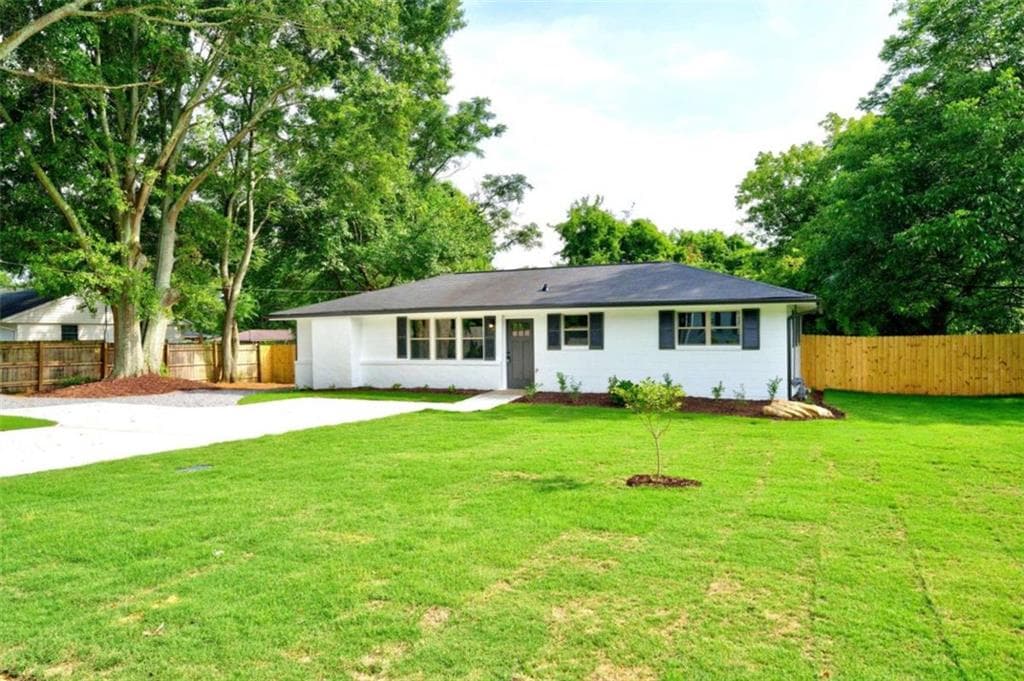 4 bedroom, 2 bathroom, 1,200 sq ft single family residence for rent at 230 Morningview Drive, Athens, GA 30605 for $1,900 a month — photo 4