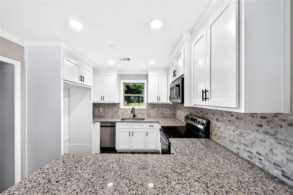 4 bedroom, 2 bathroom, 1,200 sq ft single family residence for rent at 230 Morningview Drive, Athens, GA 30605 for $1,900 a month — photo 9