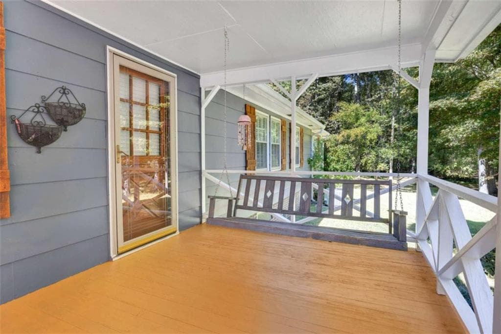 3 bedroom, 2 bathroom, 1,760 sq ft single family residence for sale at 229 E Soule Street, Oxford, GA 30054 — photo 4
