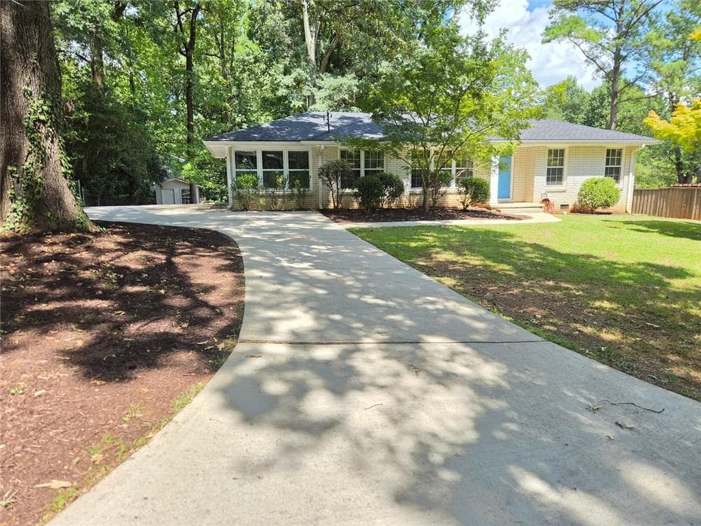 3 bedroom, 3 bathroom, 1,488 sq ft single family residence for sale at 3462 Alcan Way, Tucker, GA 30084 — photo 2