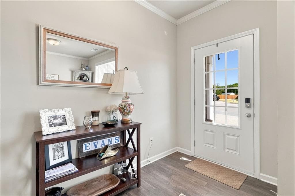 5 bedroom, 3 bathroom, 2,563 sq ft single family residence for sale at 4665 Dandelion Way, Cumming, GA 30040 — photo 4