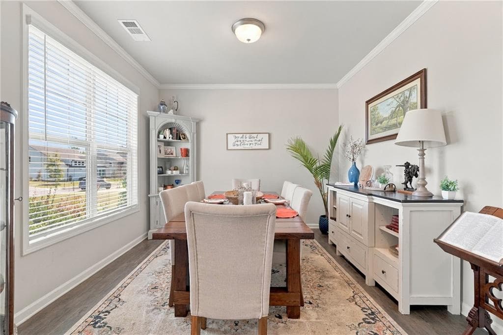 5 bedroom, 3 bathroom, 2,563 sq ft single family residence for sale at 4665 Dandelion Way, Cumming, GA 30040 — photo 5