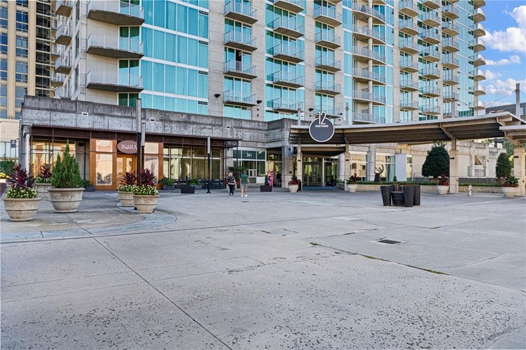 2 bedroom, 2 bathroom, 1,743 sq ft condominium for sale at 361 17th Street 2223, Atlanta, GA 30363 — photo 3