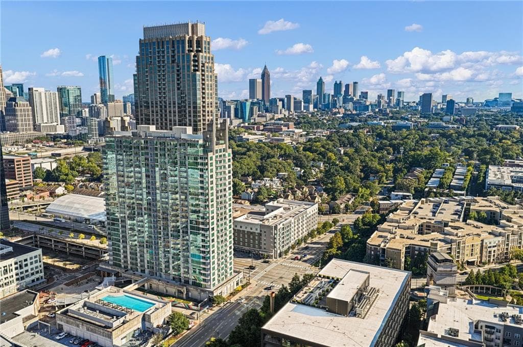 2 bedroom, 2 bathroom, 1,743 sq ft condominium for sale at 361 17th Street 2223, Atlanta, GA 30363 — photo 2