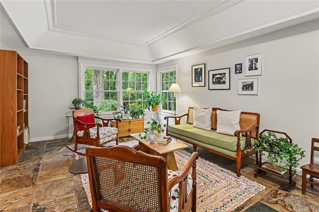 3 bedroom, 2 bathroom, 3,040 sq ft single family residence for sale at 2 Lakeshore Plaza, Avondale Estates, GA 30002 — photo 5