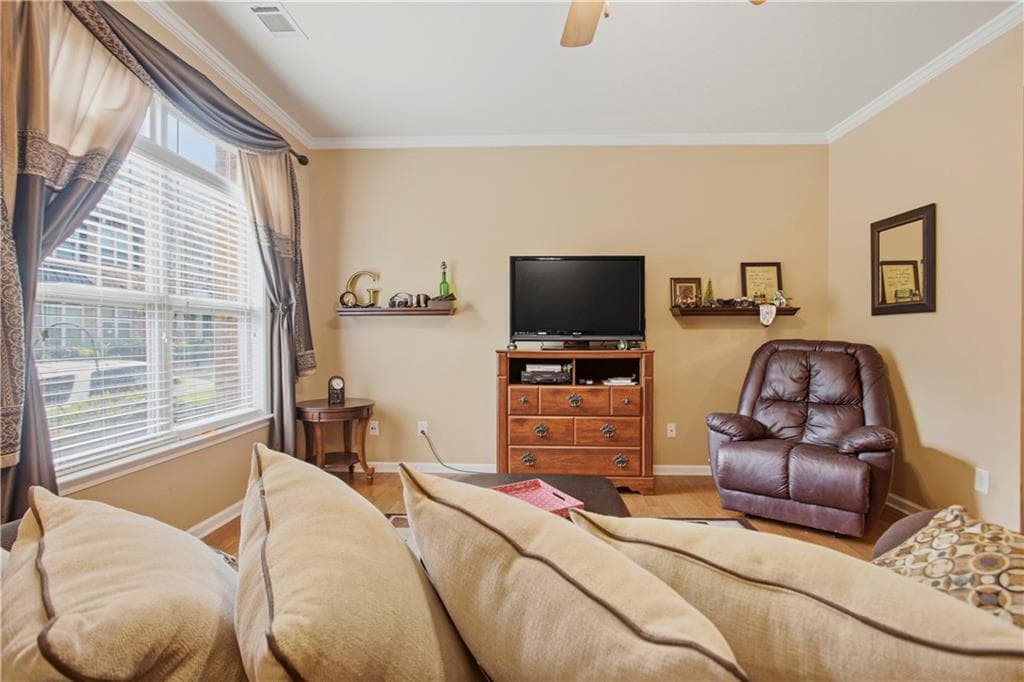 3 bedroom, 3 bathroom, 1,563 sq ft townhouse for sale at 534 Ridge View Crossing, Woodstock, GA 30188 — photo 3