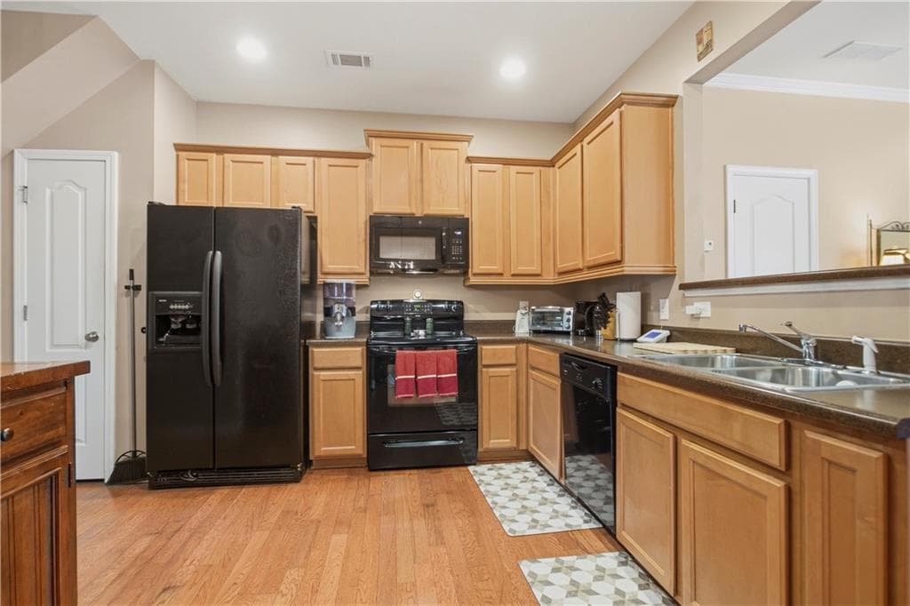 3 bedroom, 3 bathroom, 1,563 sq ft townhouse for sale at 534 Ridge View Crossing, Woodstock, GA 30188 — photo 6