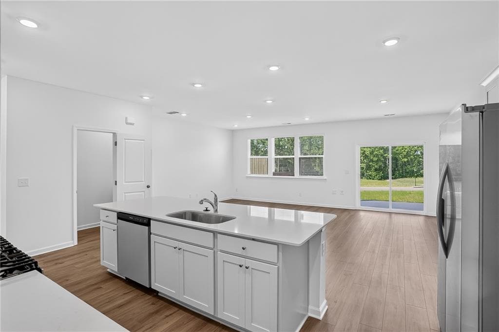 3 bedroom, 3 bathroom, 1,831 sq ft townhouse for sale at 3052 Humdala Place 230, Buford, GA 30519 — photo 7