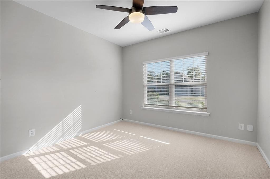3 bedroom, 3 bathroom, 2,410 sq ft single family residence for sale at 304 Benstone Drive, Calhoun, GA 30701 — photo 7