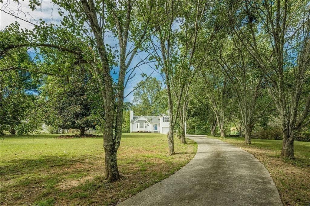 3 bedroom, 2 bathroom, 1,704 sq ft home for sale at 391 Pinewood Place, Dahlonega, GA