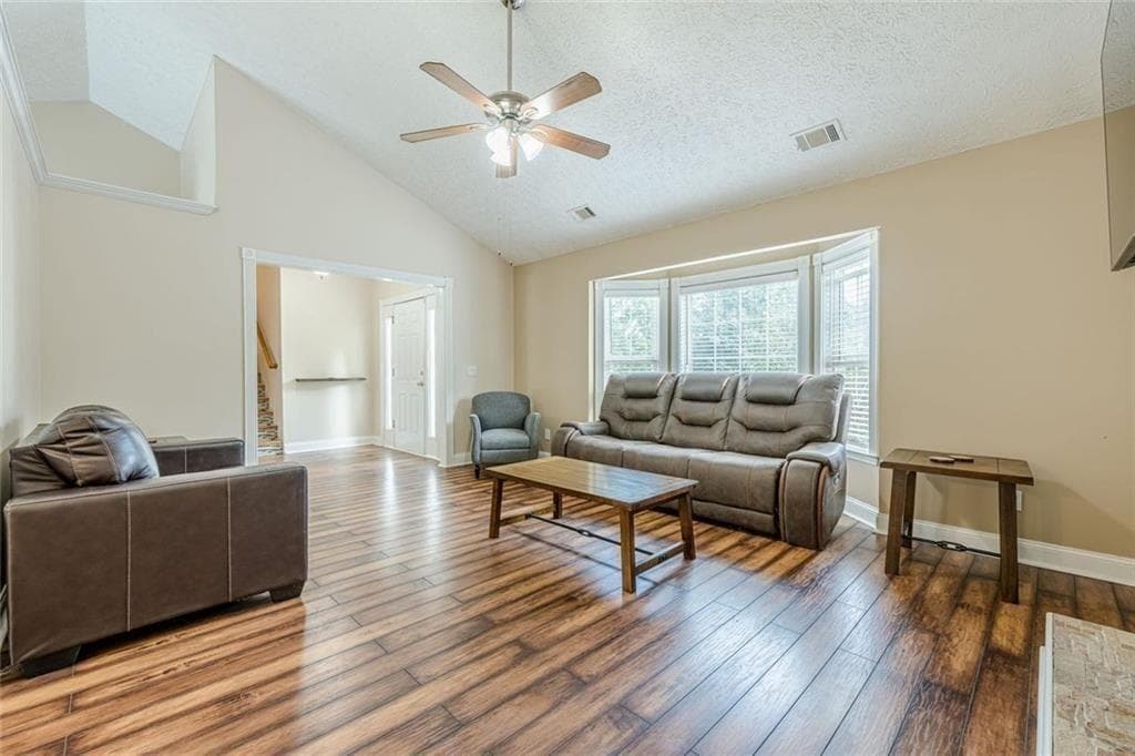 3 bedroom, 2 bathroom, 1,704 sq ft single family residence for sale at 391 Pinewood Place, Dahlonega, GA 30533 — photo 7