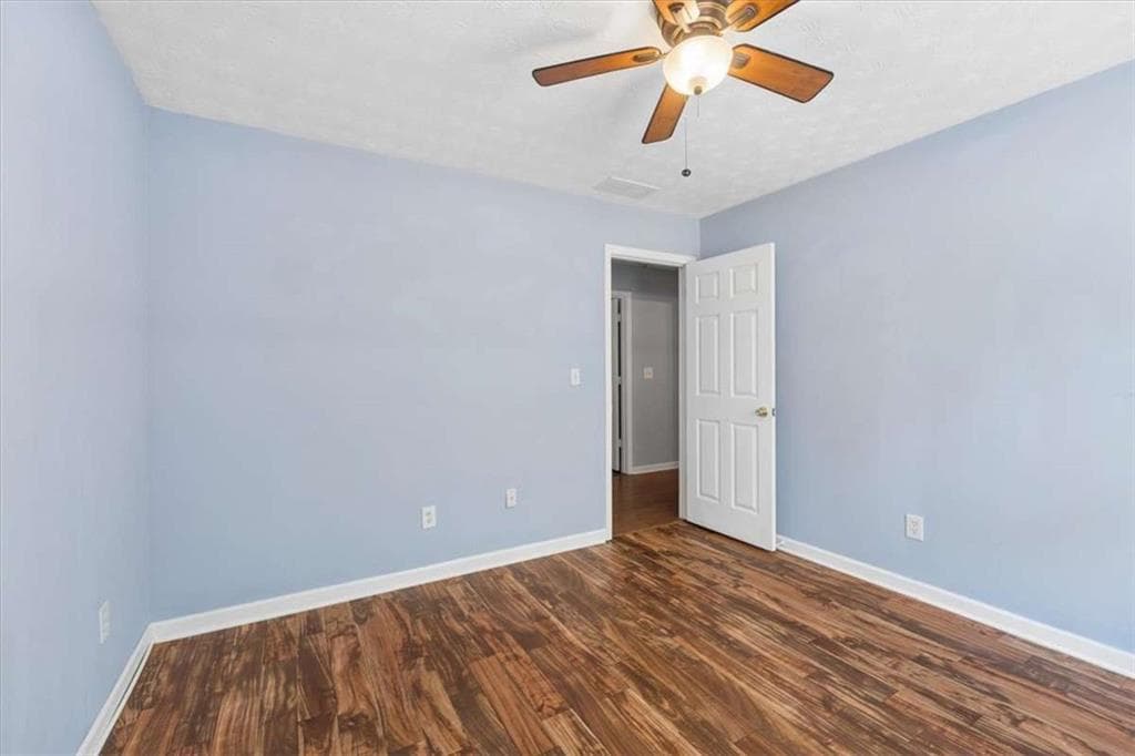 3 bedroom, 2 bathroom, 1,328 sq ft single family residence for sale at 1038 Little River Road, Social Circle, GA 30025 — photo 10