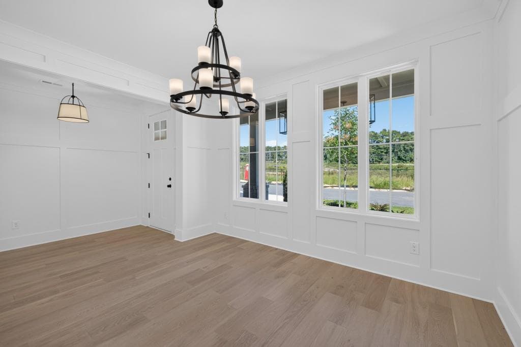 4 bedroom, 5 bathroom, 3,034 sq ft single family residence for sale at 5595 Meadowstone Walk, Kennesaw, GA 30152 — photo 5
