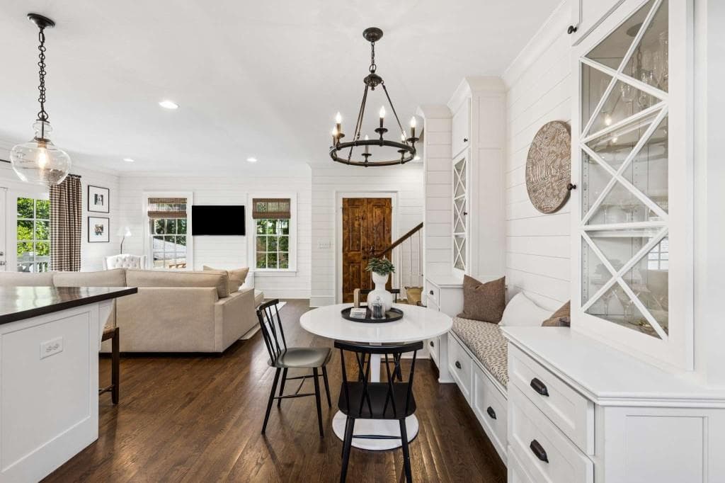 4 bedroom, 3 bathroom, 2,800 sq ft single family residence for sale at 70 Highland Drive, Atlanta, GA 30305 — photo 9