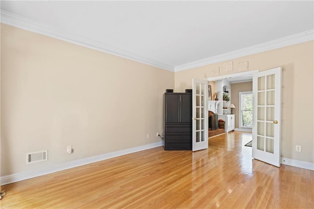 4 bedroom, 4 bathroom, 3,388 sq ft single family residence for sale at 6034 Nature Path Lane, Sugar Hill, GA 30518 — photo 8