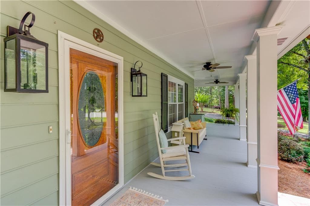 4 bedroom, 3 bathroom, 2,945 sq ft single family residence for sale at 1140 Beaver Dam Road, Hoschton, GA 30548 — photo 7