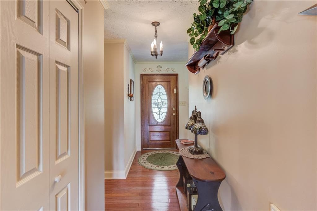 4 bedroom, 3 bathroom, 2,945 sq ft single family residence for sale at 1140 Beaver Dam Road, Hoschton, GA 30548 — photo 9