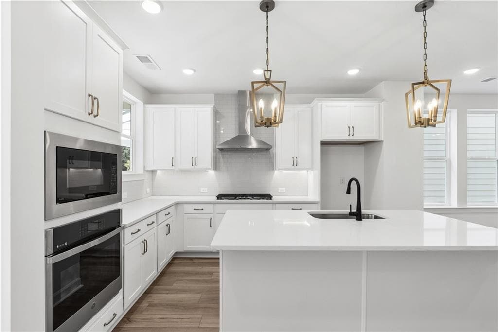 4 bedroom, 4 bathroom, 1,919 sq ft single family residence for sale at 646 Memphis Drive, Scottdale, GA 30079 — photo 10