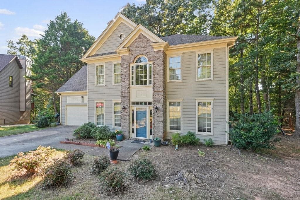 4 bedroom, 3 bathroom, 2,224 sq ft single family residence for sale at 2208 Thicket Court, Acworth, GA 30102 — photo 7