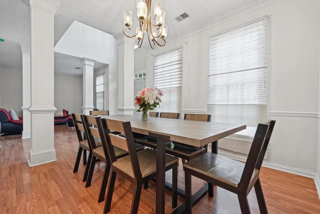 4 bedroom, 3 bathroom, 2,224 sq ft single family residence for sale at 2208 Thicket Court, Acworth, GA 30102 — photo 4