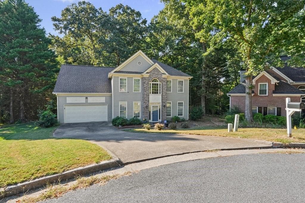 4 bedroom, 3 bathroom, 2,224 sq ft single family residence for sale at 2208 Thicket Court, Acworth, GA 30102 — photo 5