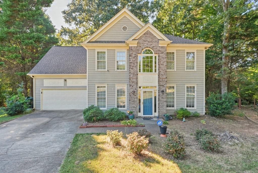 4 bedroom, 3 bathroom, 2,224 sq ft single family residence for sale at 2208 Thicket Court, Acworth, GA 30102