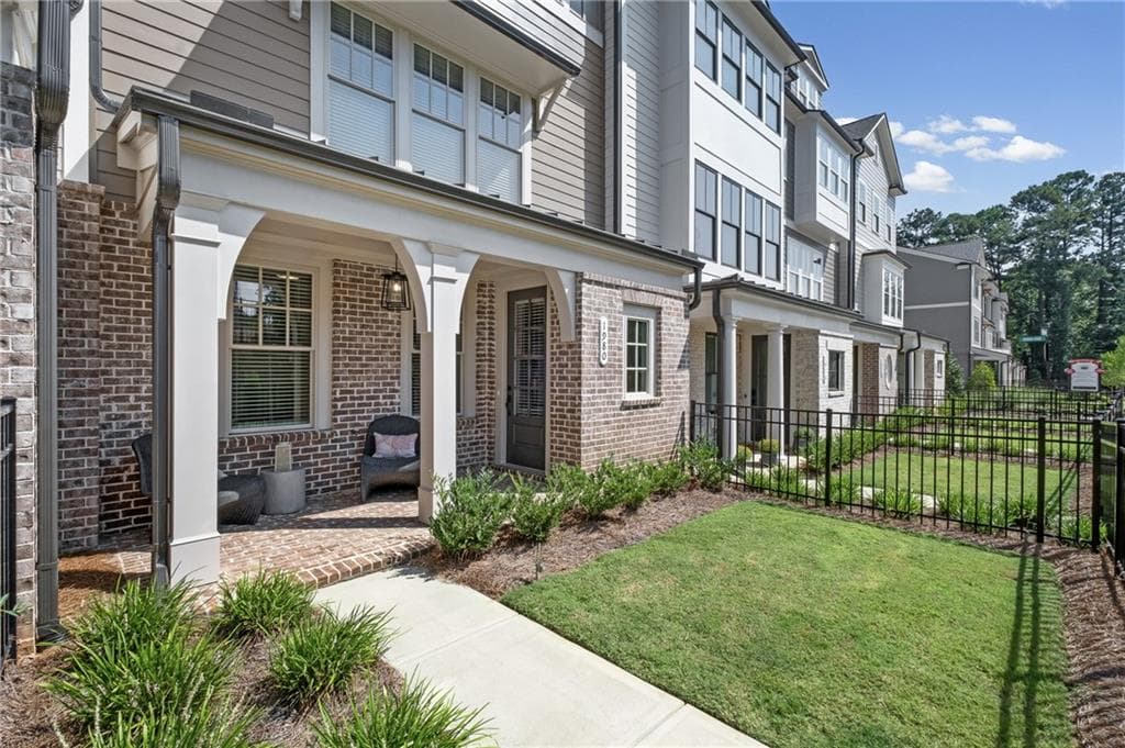 3 bedroom, 4 bathroom, 2,647 sq ft townhouse for sale at 1980 Flying Scotsman Drive 10, Kennesaw, GA 30144 — photo 6