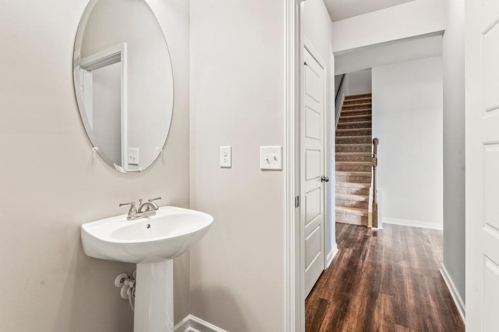 4 bedroom, 3 bathroom, 2,340 sq ft single family residence for sale at 200 Ruby Robin Road, Jefferson, GA 30549 — photo 7