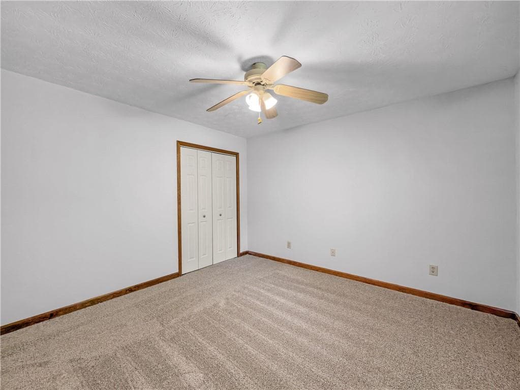 3 bedroom, 2 bathroom, 1,717 sq ft single family residence for sale at 518 Club Valley Drive, Mcdonough, GA 30281 — photo 5