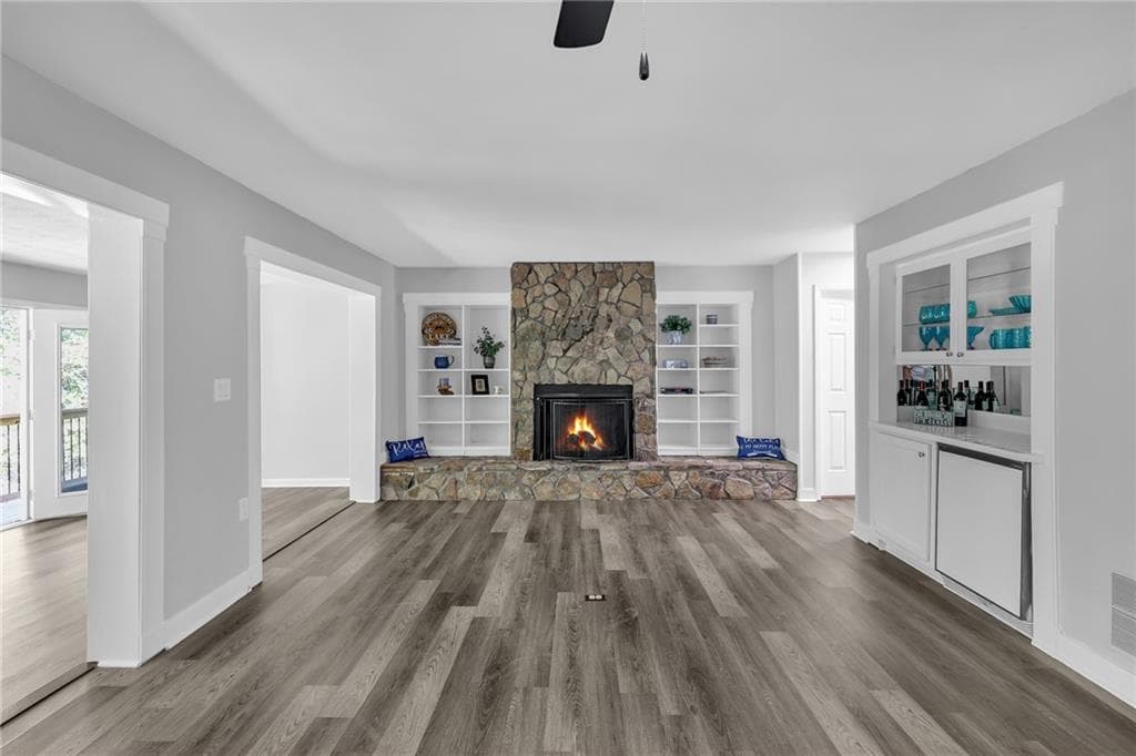 3 bedroom, 2 bathroom, 2,300 sq ft condominium for sale at 6500 Gaines Ferry Road G8, Flowery Branch, GA 30542 — photo 3
