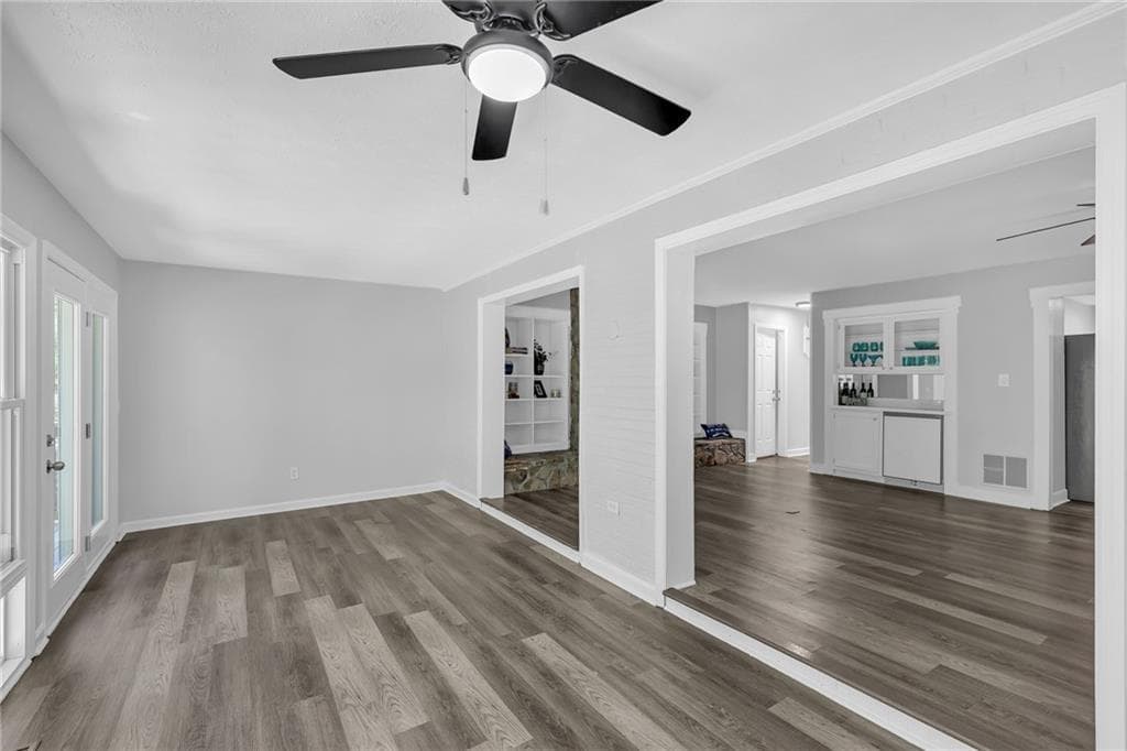 3 bedroom, 2 bathroom, 2,300 sq ft condominium for sale at 6500 Gaines Ferry Road G8, Flowery Branch, GA 30542 — photo 5