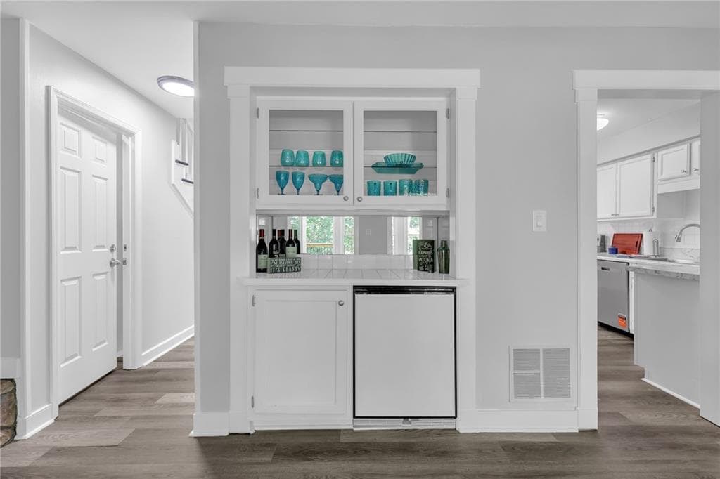 3 bedroom, 2 bathroom, 2,300 sq ft condominium for sale at 6500 Gaines Ferry Road G8, Flowery Branch, GA 30542 — photo 8