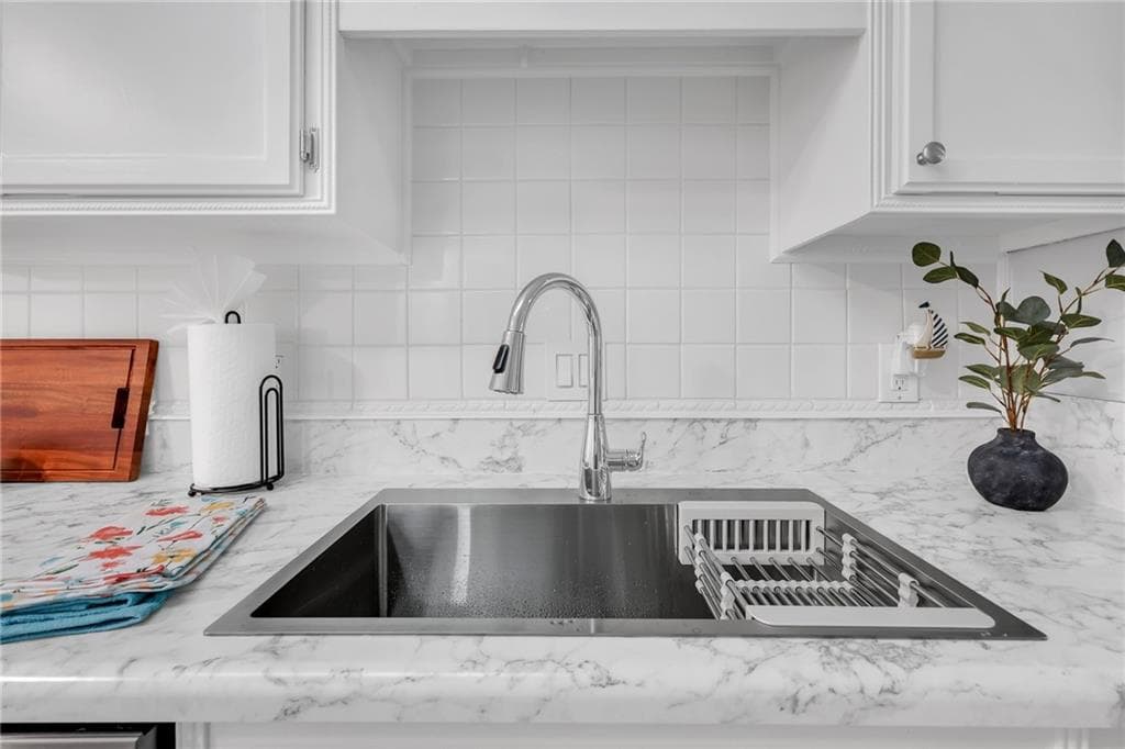 3 bedroom, 2 bathroom, 2,300 sq ft condominium for sale at 6500 Gaines Ferry Road G8, Flowery Branch, GA 30542 — photo 9