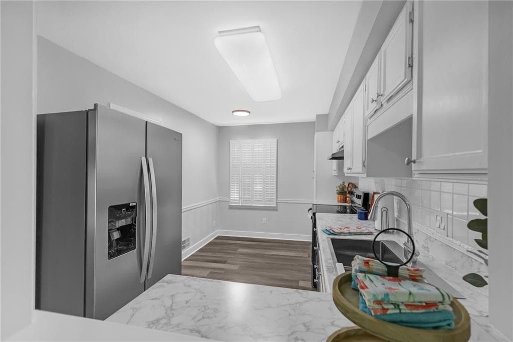 3 bedroom, 2 bathroom, 2,300 sq ft condominium for sale at 6500 Gaines Ferry Road G8, Flowery Branch, GA 30542 — photo 10