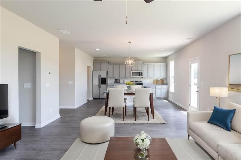 4 bedroom, 3 bathroom, 2,159 sq ft single family residence for sale at 190 Ruby Robin Road, Jefferson, GA 30549 — photo 7
