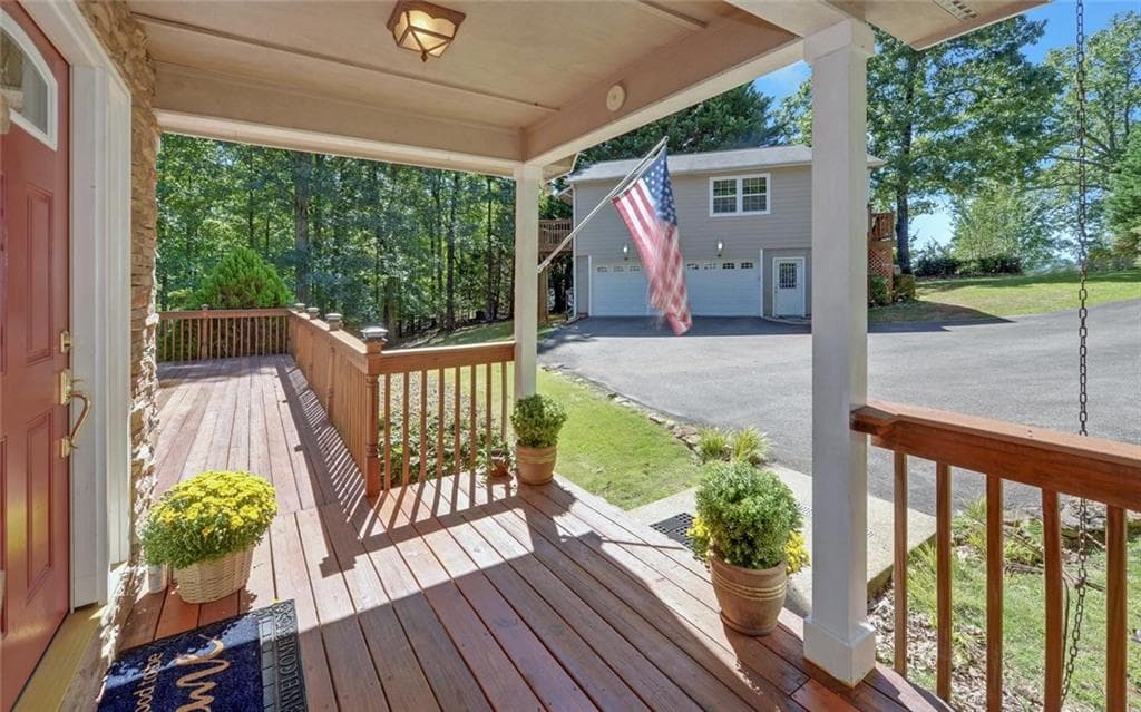 7 bedroom, 4 bathroom, 3,892 sq ft single family residence for sale at 447 Emerald Ridge, Dahlonega, GA 30533 — photo 3