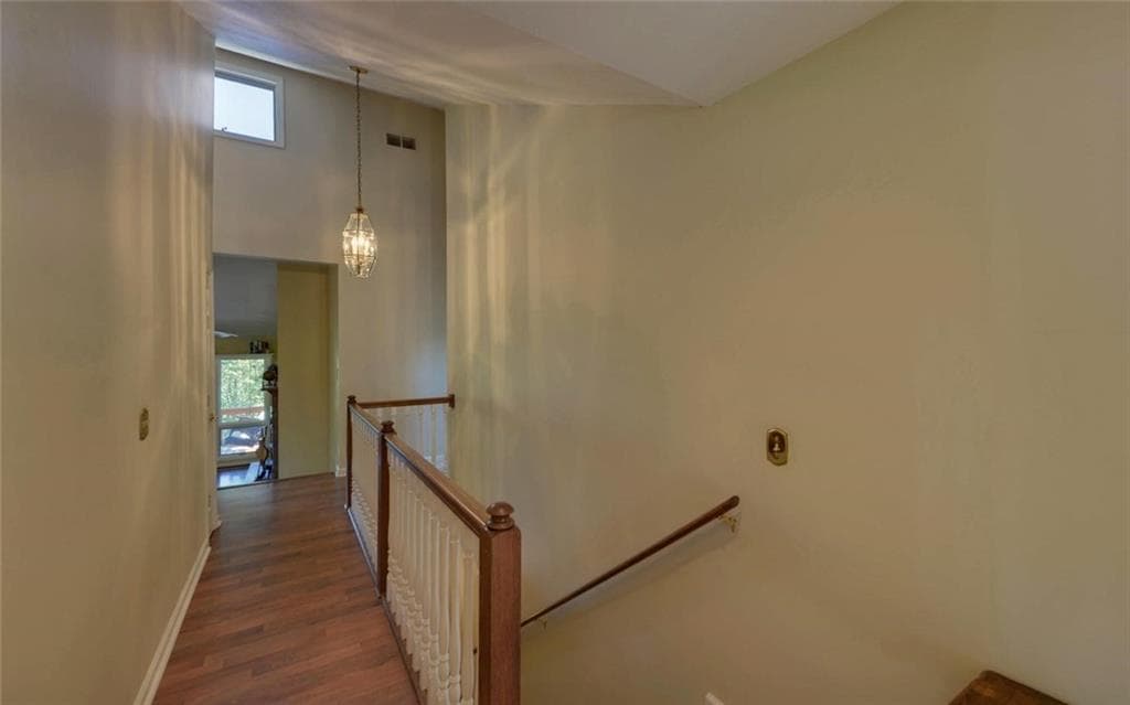 7 bedroom, 4 bathroom, 3,892 sq ft single family residence for sale at 447 Emerald Ridge, Dahlonega, GA 30533 — photo 6