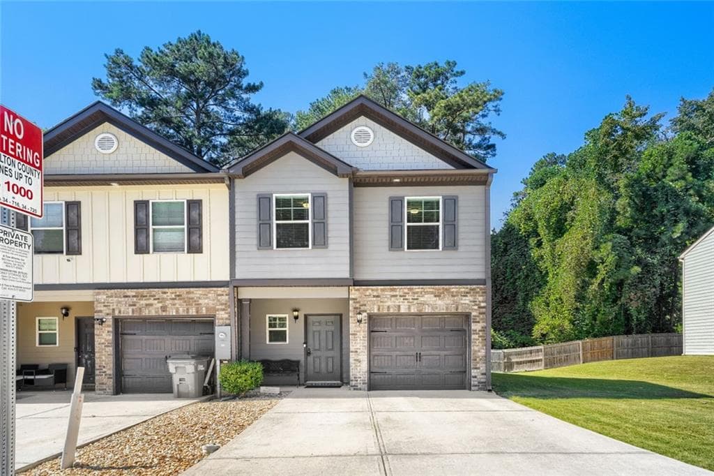 3 bedroom, 3 bathroom, 1,530 sq ft townhouse for sale at 6051 Oak Bend Court, Riverdale, GA 30296 — photo 2