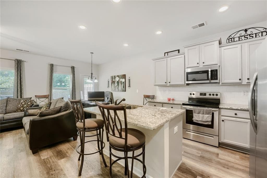 3 bedroom, 3 bathroom, 1,530 sq ft townhouse for sale at 6051 Oak Bend Court, Riverdale, GA 30296 — photo 10